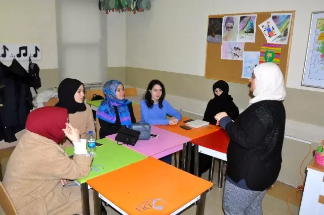 Eyüpsultan Dil Evi'nde Arapça eğitimler başladı Eyüpsultan Dil Evi'nde Arapça eğitimler başladı
