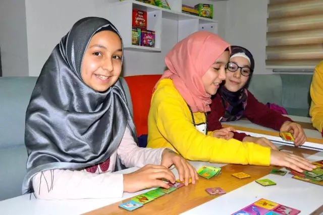 Eyüpsultan Dil Evi'nde Arapça eğitimler başladı Eyüpsultan Dil Evi'nde Arapça eğitimler başladı