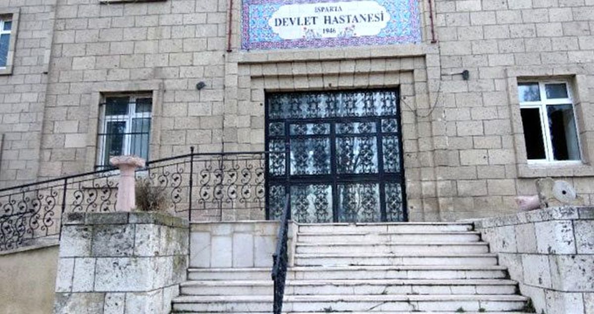 Fuhuş yapıldığı iddialarıyla gündeme gelen eski hastane binasında sancı sürüyor