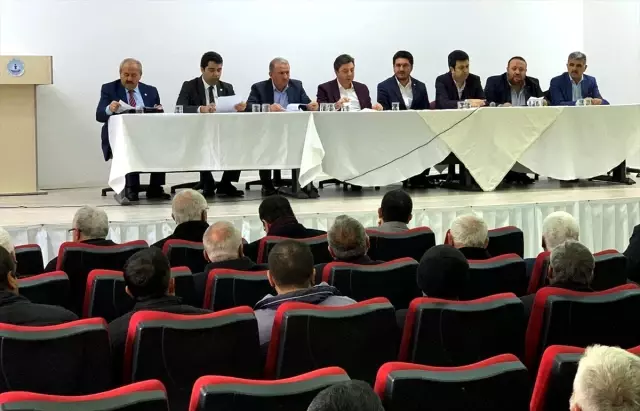 Milletvekili Kendirli, Kaman'da muhtarlarla istişare toplantısı yaptı Milletvekili Kendirli, Kaman'da muhtarlarla istişare toplantısı yaptı