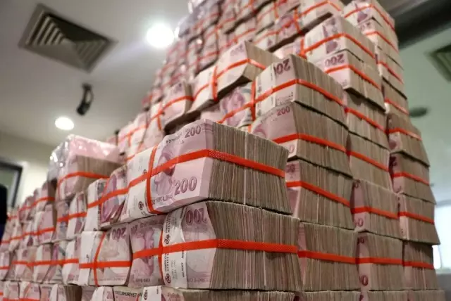 Milli Piyango'nun büyük ikramiyesi Bursa İnegöl'e çıktı! Bilet bir AVM'den alınmış Milli Piyango'nun büyük ikramiyesi Bursa İnegöl'e çıktı! Bilet bir AVM'den alınmış
