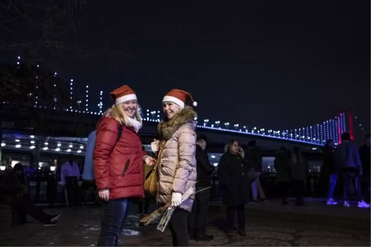 Ortaköy'de yılbaşı kutlamaları