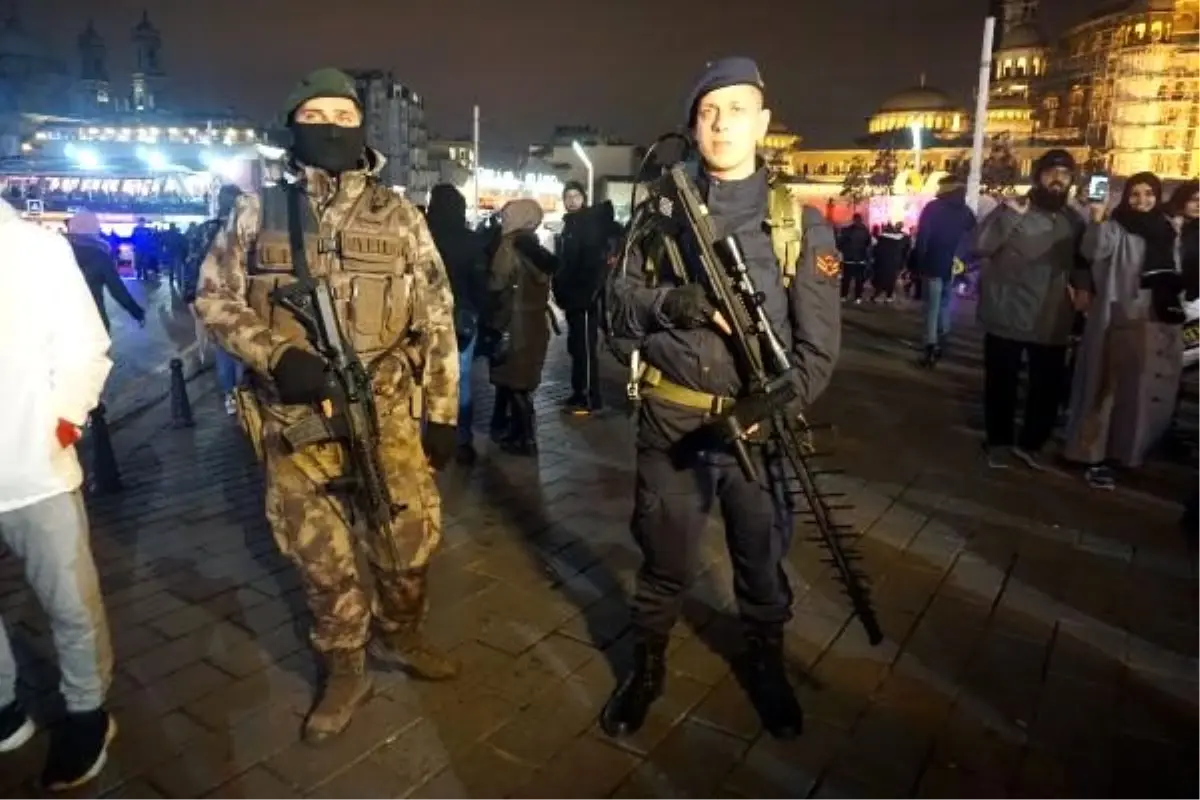 Taksim Meydanı'nda 'drone savar'lı güvenlik önlemi