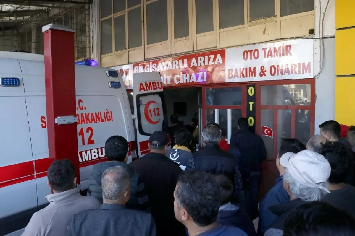 18 yaşındaki genç otomobili içinde ölü bulundu
