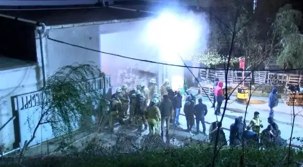 Arnavutkoy De Fabrika Yangini Kontrol Altina Alindi Son Dakika Flas Haberler