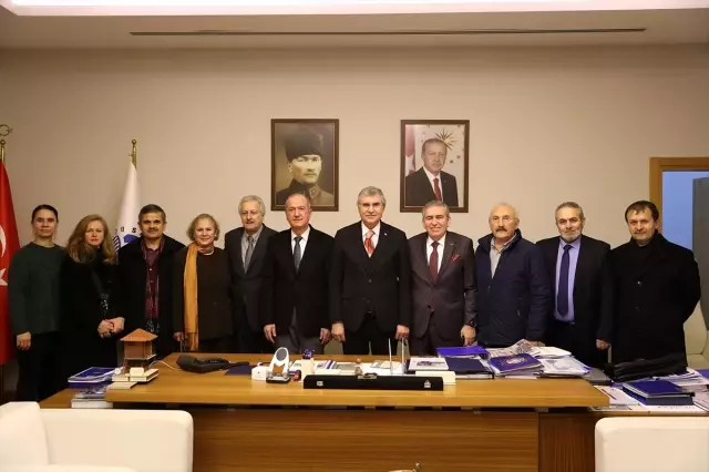 Başkan Yüce, Kafkas ve Abhaz Derneği üyeleriyle buluştu