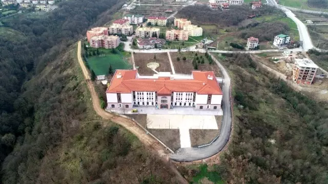 Büyükşehir 1 yılda 16 yapı projesini tamamladı Büyükşehir 1 yılda 16 yapı projesini tamamladı