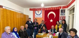 EŞYODER üyeleri yeni yılı şiirler ve türkülerle kutladı