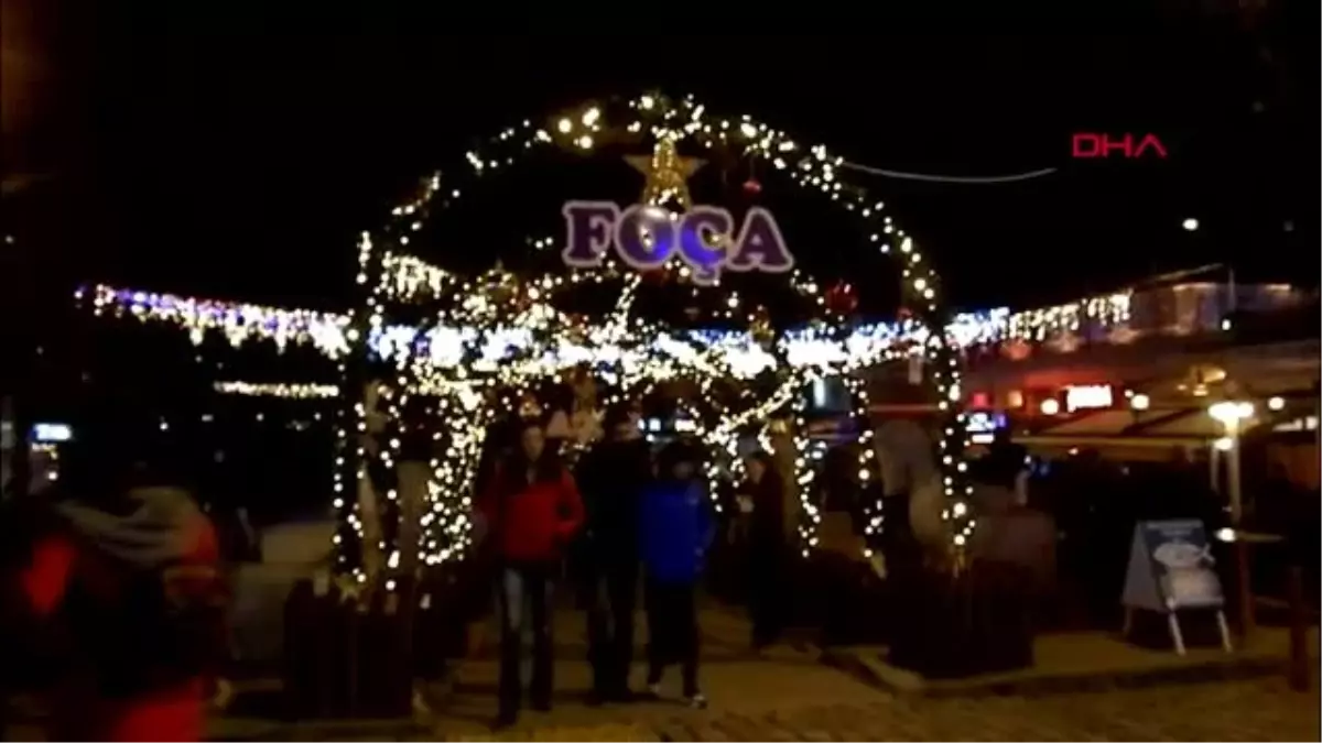 Foca Yeni Yila Coskuyla Girdi Video