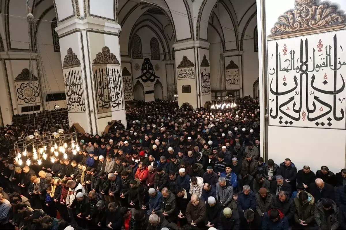 Ulucami'ye yeni yıl akını