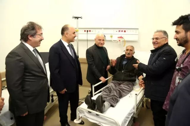 Vali Günaydın yeni yıl tedbirlerini yerinde denetledi Vali Günaydın yeni yıl tedbirlerini yerinde denetledi
