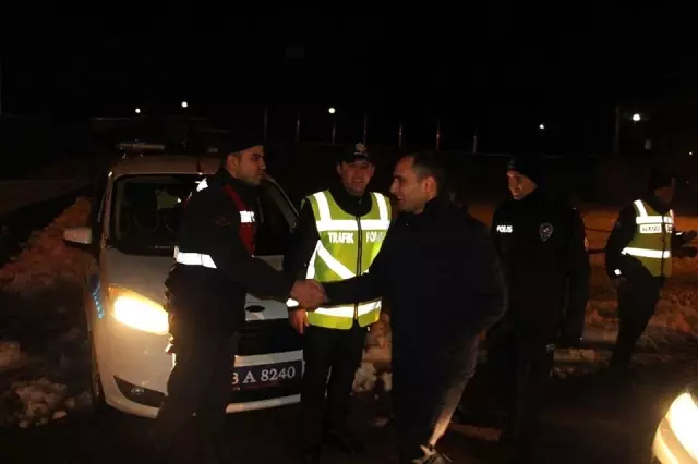 Yeni yıla köy ziyaretleri yaparak girdi Yeni yıla köy ziyaretleri yaparak girdi