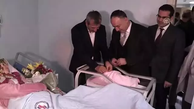 Yeni yılın ilk bebekleri dünyaya geldi Yeni yılın ilk bebekleri dünyaya geldi