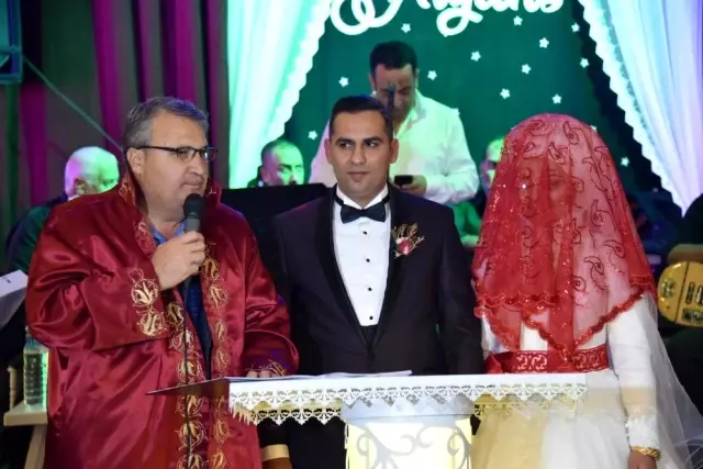 2019'da bin 514 çift Yunusemre'de hayatını birleştirdi 2019'da bin 514 çift Yunusemre'de hayatını birleştirdi