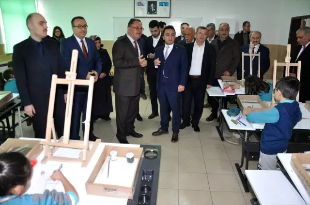 Gülşehir'de bir okulda tasarım ve beceri atölyesi açıldı