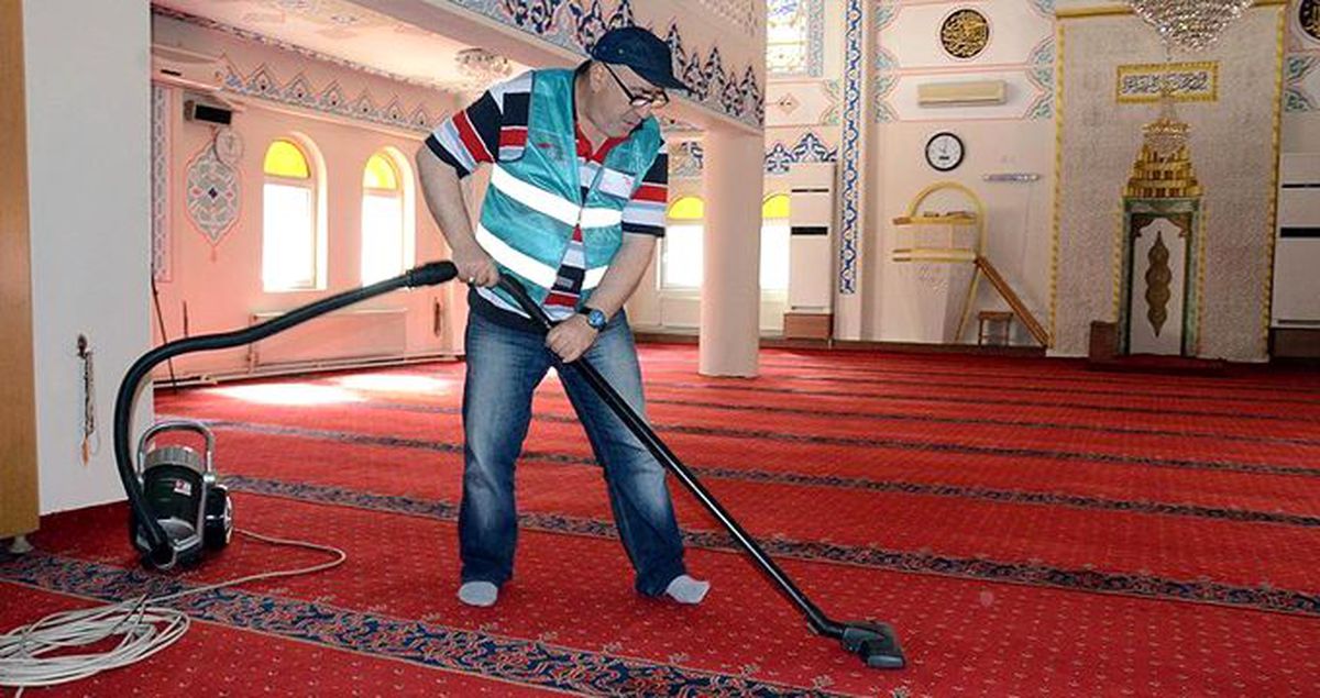 İBB Sözcüsü Ongun'dan 'İBB camilerin bakım ve temizliğinden çekildi' iddialarına yalanlama