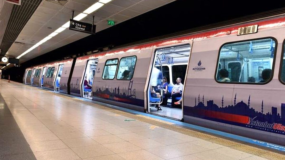 İstanbul'da metro hatları cumartesi günleri de 8 vagonla hizmet verecek