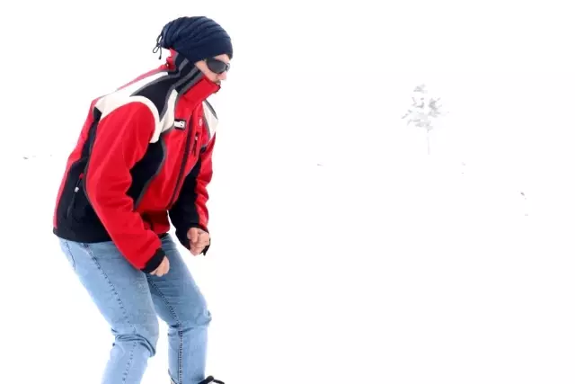 Küpkıran'da kayak sezonu açıldı Küpkıran'da kayak sezonu açıldı
