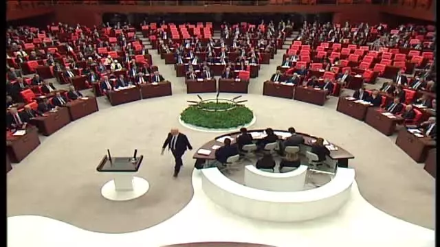 'Libya tezkeresi' TBMM Genel Kurulunda - CHP Grup Başkanvekili Özkoç (1) 'Libya tezkeresi' TBMM Genel Kurulunda - CHP Grup Başkanvekili Özkoç (1)