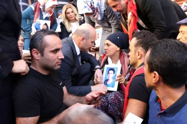 Ne kavurucu sıcak ne de dondurucu soğuk engelledi, aileler eylemine devam ediyor