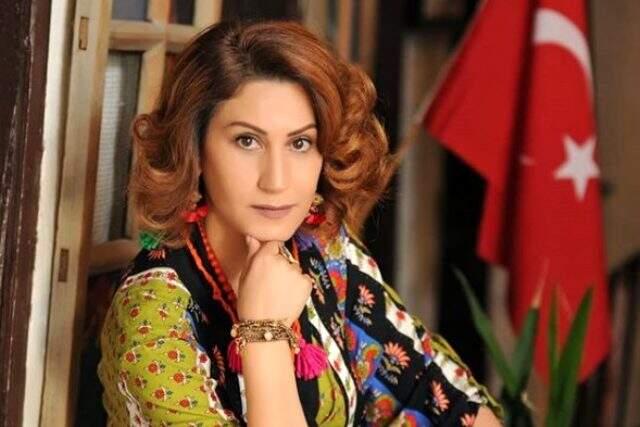 Şarkıcı Azerin, Okan Bayülgen'in 'Azeri Türkçesi' sözlerine tepki gösterdi