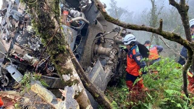 Tayvan Genelkurmay Başkanı'nın öldüğü helikopter kazasından ilk görüntüler geldi