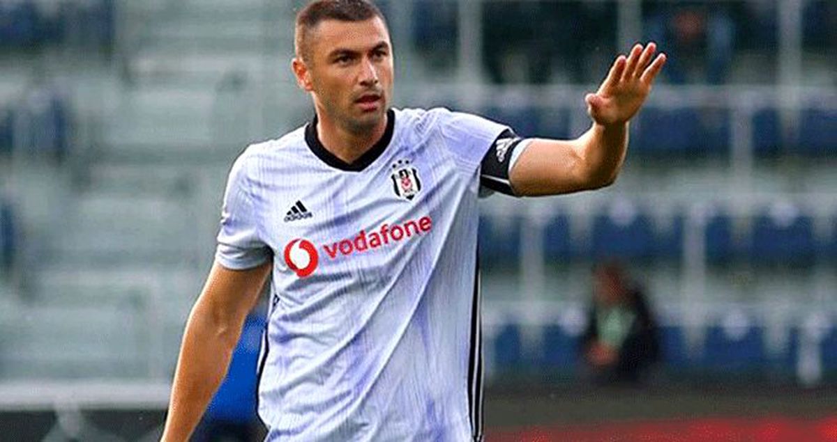 Burak Yılmaz'ın menajeri, Fiorentina ve Lazio iddialarını yalanladı
