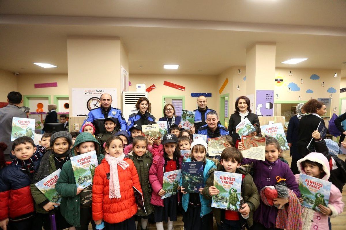 Büyükşehir, masal okuma etkinliğiyle farkındalık oluşturdu