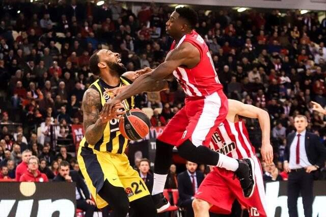 Fenerbahçe Beko, deplasmanda Olympiakos'u 96-87 yendi