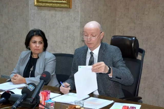 İzmit Belediyesi'nden sözleşmeleri yenilemeyen işçiler hakkında açıklama İzmit Belediyesi'nden sözleşmeleri yenilemeyen işçiler hakkında açıklama