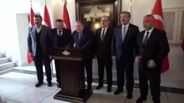 Afyon bakan varank türkiye'nin otomobili yurt dışında da ilgi gördü Afyon bakan varank türkiye'nin otomobili yurt dışında da ilgi gördü