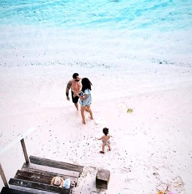 Ailesiyle tatile çıkan Berkay Şahin, bir hafta için 192 bin TL ödeyecek