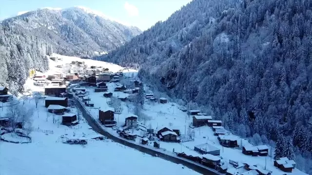 Doğu Karadeniz'de kar yağışı Doğu Karadeniz'de kar yağışı