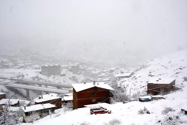 Doğu Karadeniz'de kar yağışı Doğu Karadeniz'de kar yağışı