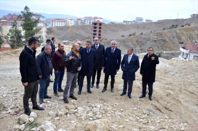 Milletvekili Maviş Boyabat'ta ziyaretlerde bulundu Milletvekili Maviş Boyabat'ta ziyaretlerde bulundu