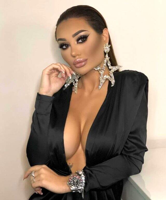 Sırp model Ana Korac, 1. Dünya Savaşı'nın başlangıcı sorusuna '1389' cevabını verince alay konusu oldu