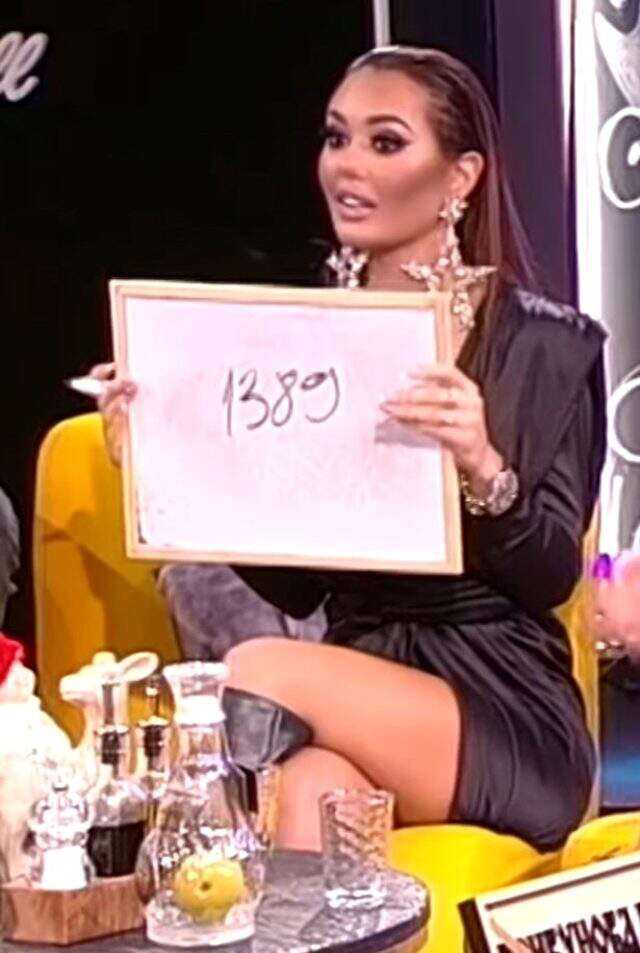 Sırp model Ana Korac, 1. Dünya Savaşı'nın başlangıcı sorusuna '1389' cevabını verince alay konusu oldu