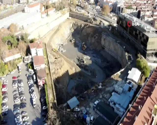 Taş Yapı'nın üç yıldır bitmeyen temel kazma çalışması havadan görüntülendi Taş Yapı'nın üç yıldır bitmeyen temel kazma çalışması havadan görüntülendi