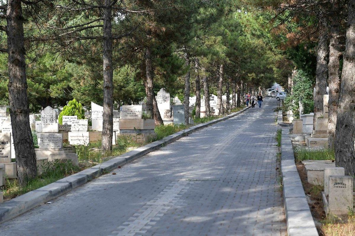Başkent'te mezarlık defin ücretleri yeniden belirlendi