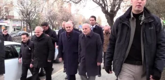 Binali Yıldırım Eskişehir'de cenaze törenine katıldı