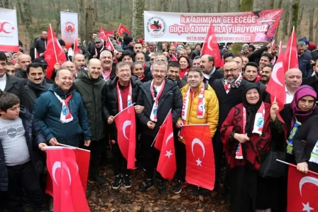 Eyüpsultan'da 'ilk günkü ruhla kardeşlik için' yürüdüler