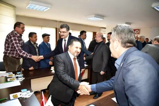 Nakliyeci esnafıyla Konya milletvekilleri bir araya geldi Nakliyeci esnafıyla Konya milletvekilleri bir araya geldi