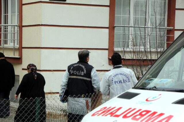 Tıp Fakültesi öğrencisi genç kız, iş insanı olan babasına ait tabancayla intihar etti