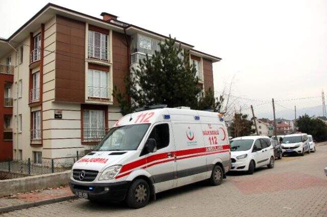 Tıp Fakültesi öğrencisi genç kız, iş insanı olan babasına ait tabancayla intihar etti