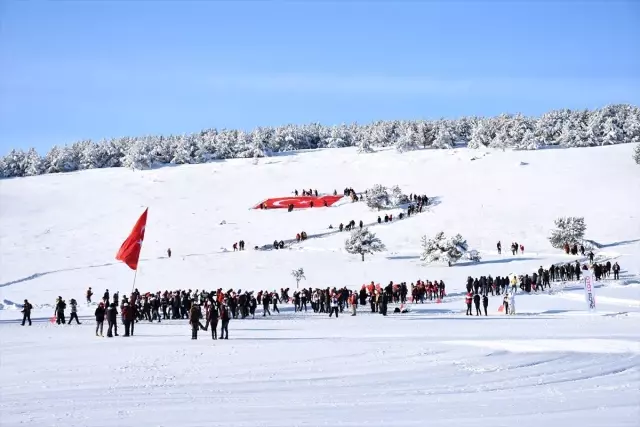 Vefakar gençlik, fedakar ecdadı 105'inci yılında anıyor Vefakar gençlik, fedakar ecdadı 105'inci yılında anıyor
