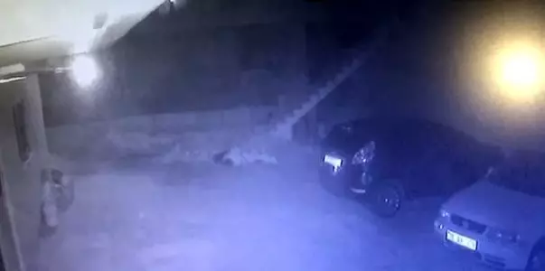 14'lı binadan atlayarak intihar eden genç hayatını kaybetti