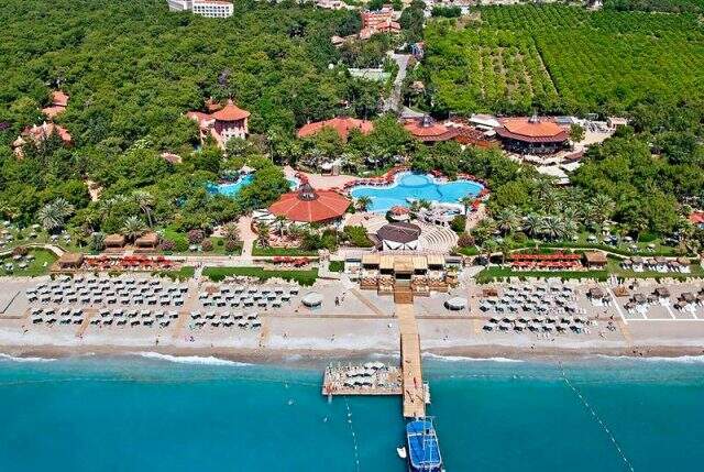 Antalya'daki 5 yıldızlı ünlü otel, icradan yarı fiyatına satılacak