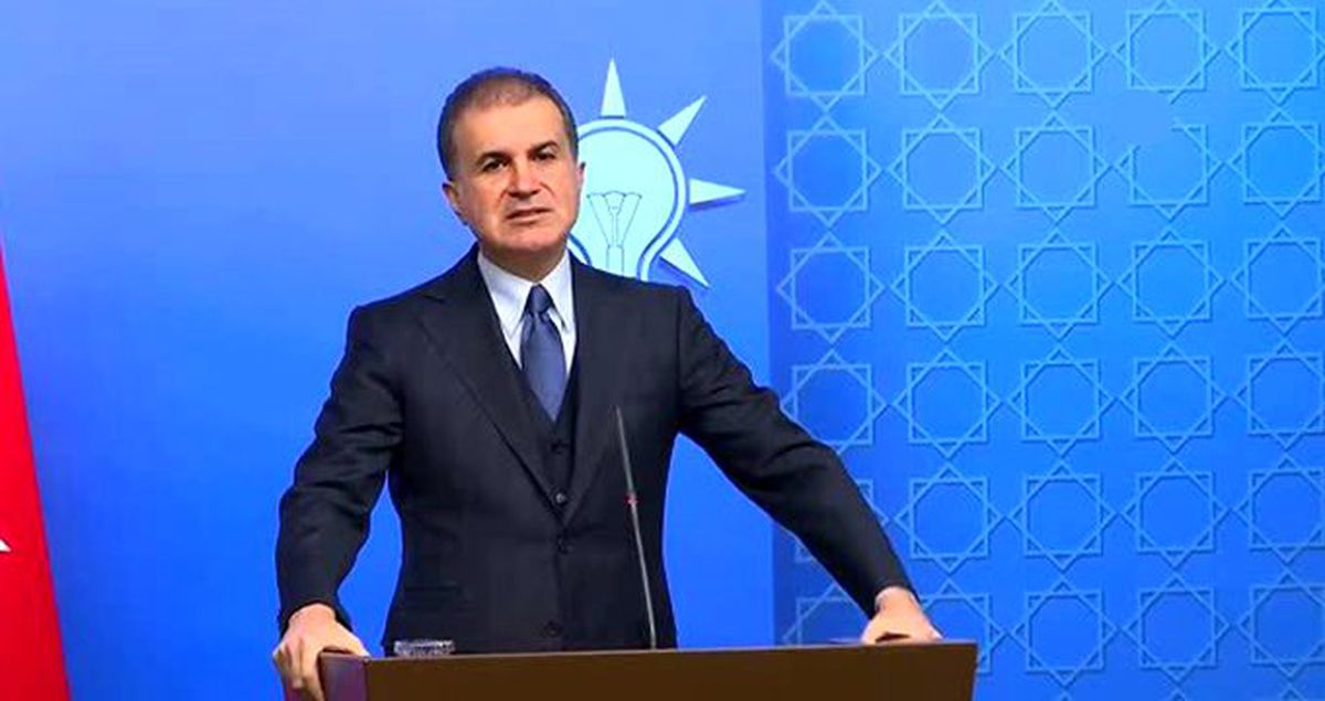 Çelik'ten alevi şehit asker açıklaması: Devlet şehit ailesinin isteğine göre tören yapmaktadır