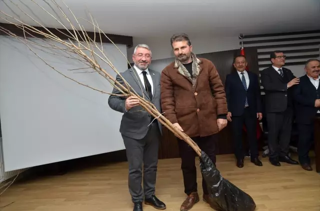 Çorum'da süneyle mücadele için 4 bin karadut fidanı dikilecek
