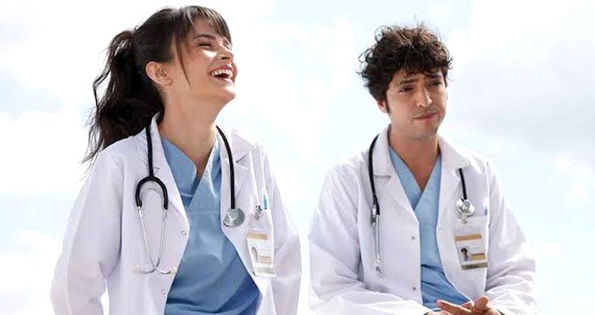 Mucize Doktor'da beklenen aşk sahnesi geldi! Ali ve Nazlı'nın lunapark macerası